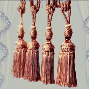 Elegant Tassel Tiebacks in Rich Brown & Gold